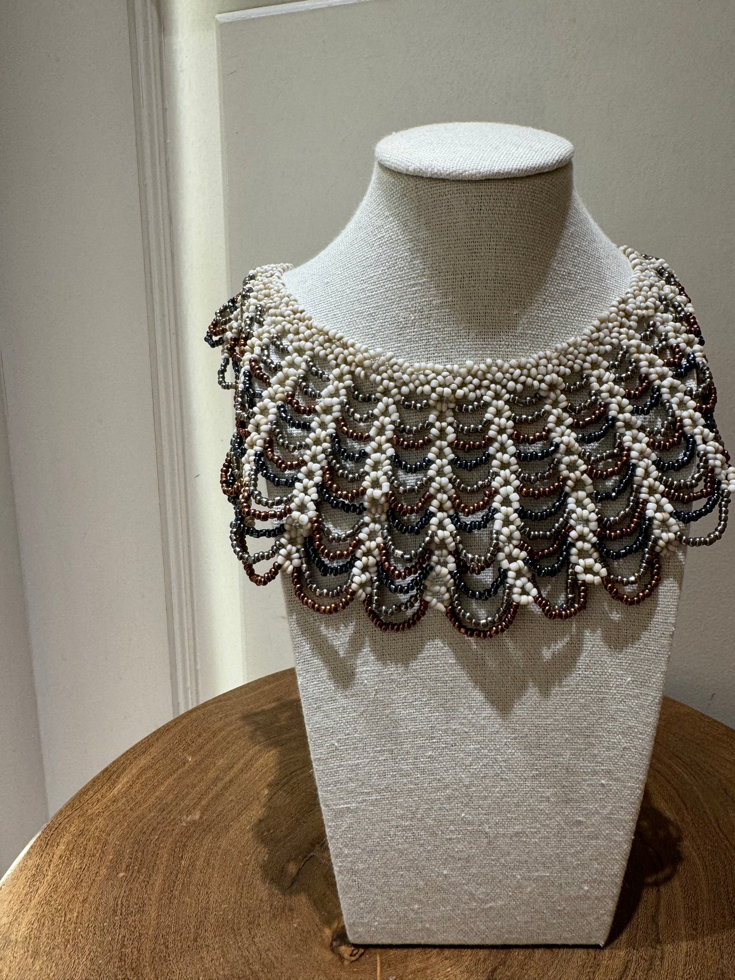 Collar Boneca - Beige